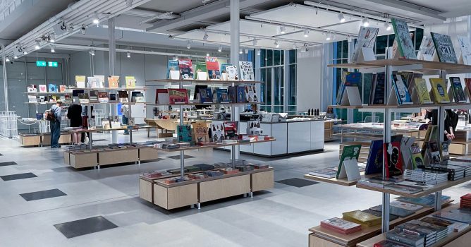 denis-zelenykh-2zMHUEXhQOc-unsplash